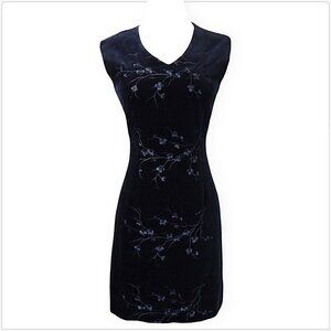 Parallel Black Velvet Embroidered Floral Fitted Sheath Evening Cocktail Dress 6